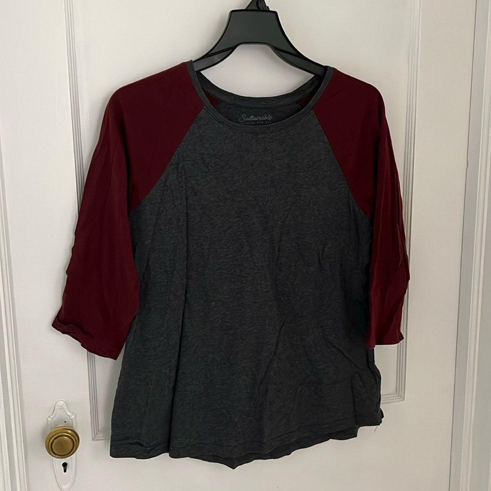 Pact baseball tee EUC medium